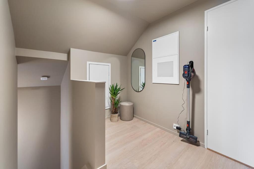 Apartment Modern With Free Parking
